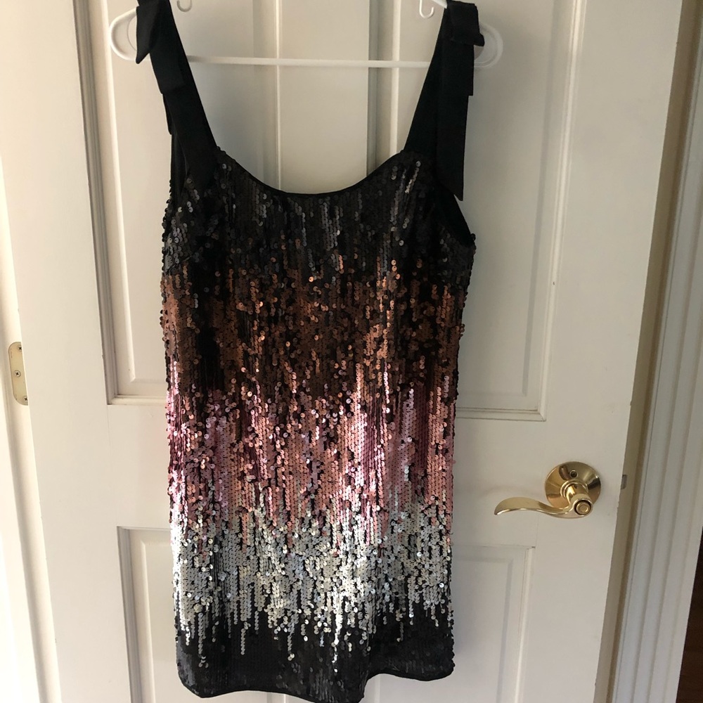 Gold Dogs Essue Shinedown Dress